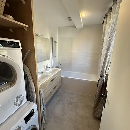 Maison Calme Avec Terrasse-garage Centre D بيت للعطل ديجون