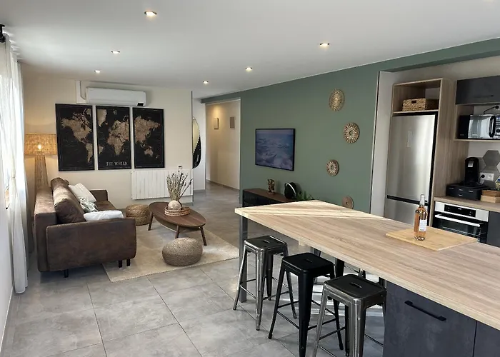 Maison Calme Avec Terrasse-garage Centre D Дом отдыха Дижон