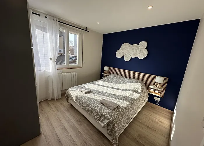 Maison Calme Avec Terrasse-garage Centre D