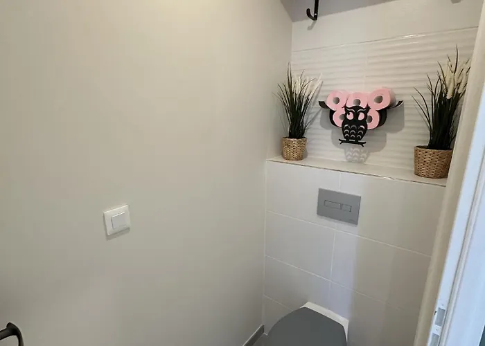 Maison Calme Avec Terrasse-garage Centre D Дом отдыха