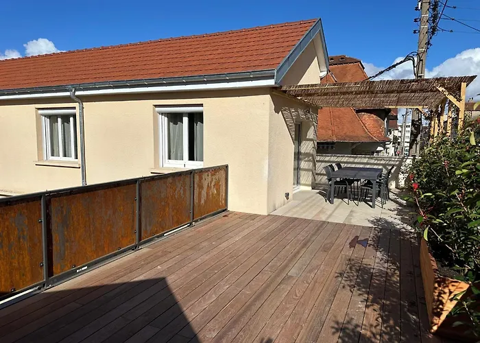 Maison Calme Avec Terrasse-garage Centre D